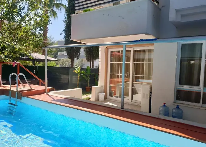 Elit1 12plus Beds Full Triplex In Golf Area With Private Pool & Garden Wifi Netflix Full Kitchen & Bed Equipments Air Conditions Free Parking Villa Belek