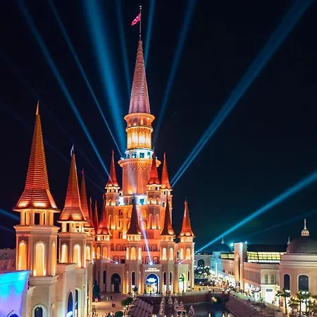 Elit1 10 Beds Full Triplex In Golf Area With Private Pool & Garden Wifi Netflix Full Kitchen & Bed Equipments Air Conditions Free Parking Villa Belek