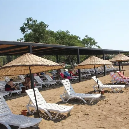 Elit1 10 Beds Full Triplex In Golf Area With Private Pool & Garden Wifi Netflix Full Kitchen & Bed Equipments Air Conditions Free Parking Villa *