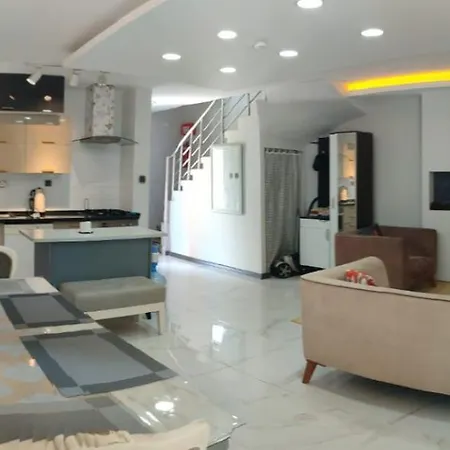 Villa Elit1 10 Beds Full Triplex In Golf Area With Private Pool & Garden Wifi Netflix Full Kitchen & Bed Equipments Air Conditions Free Parking Belek