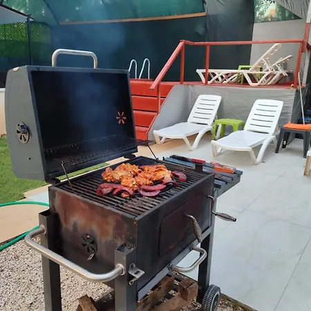 Elit1 10 Beds Full Triplex In Golf Area With Private Pool & Garden Wifi Netflix Full Kitchen & Bed Equipments Air Conditions Free Parking Villa