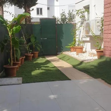 Elit1 10 Beds Full Triplex In Golf Area With Private Pool & Garden Wifi Netflix Full Kitchen & Bed Equipments Air Conditions Free Parking Villa