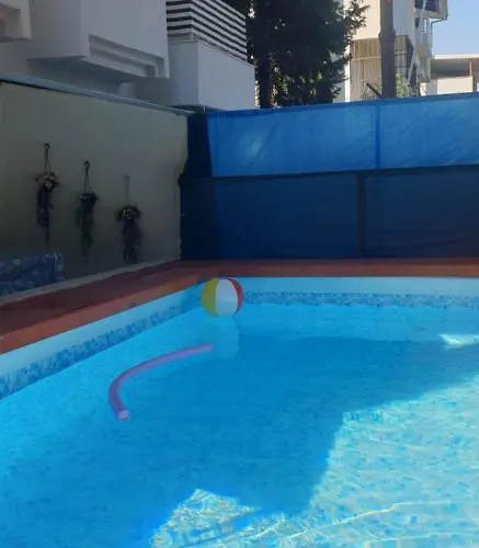 Βίλα Elit1 12plus Beds Full Triplex In Golf Area With Private Pool & Garden Wifi Netflix Full Kitchen & Bed Equipments Air Conditions Free Parking Μπέλεκ